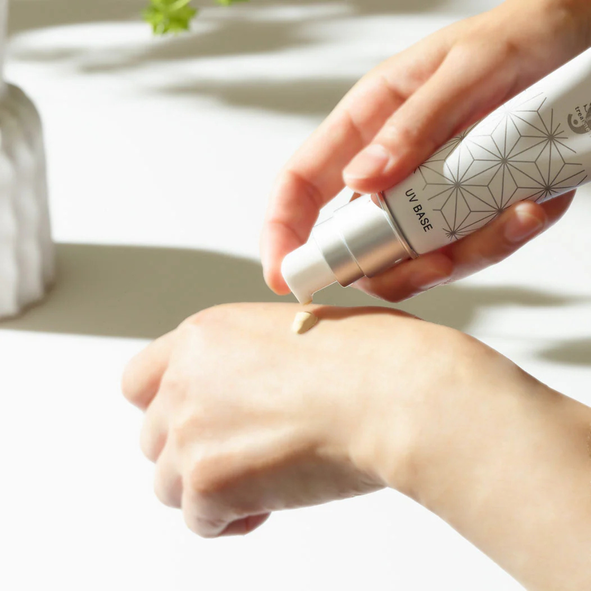 Spa Treatment UV Base G - 30g - Harajuku Culture Japan - Japanease Products Store Beauty and Stationery