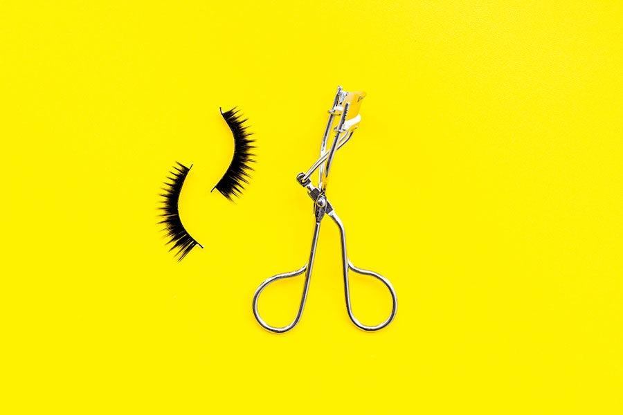 - Eyelash Curler